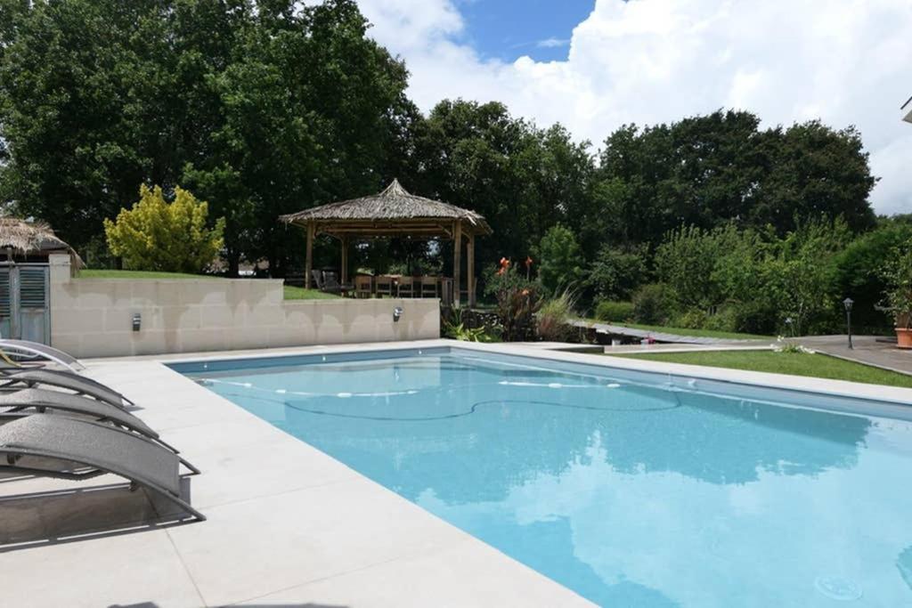Villa Alba. Piscine Grand Jardin Hauts De Bordeaux Carignan-de-Bordeaux Esterno foto